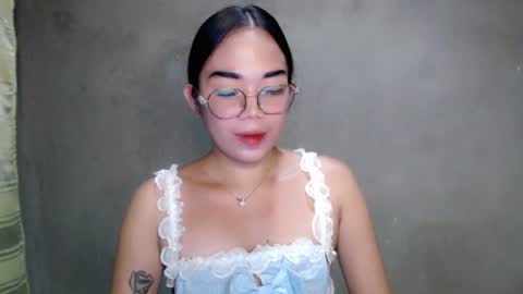 Snapshot of urbabydollx16 chatting on June 2026 12:17:01 PM urbabydollx16 online show from June 2026 12:17:01 PM