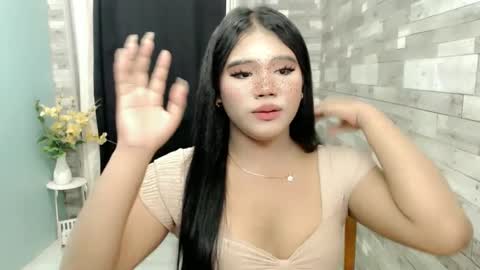 Snapshot of urbabysofia0305 chatting on December 2024 04:28:01 PM Sofia online show from December 2024 04:28:01 PM