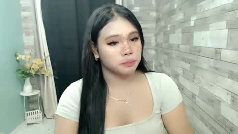 Snapshot of urbabysofia0305 chatting on December 2024 01:36:02 PM Sofia online show from December 2024 01:36:02 PM