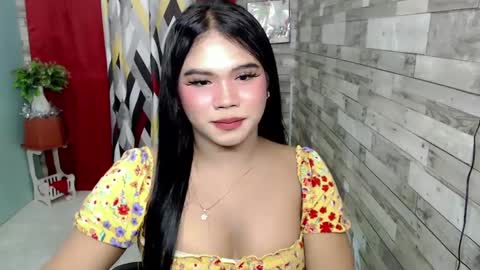 Snapshot of urbabysofia0305 chatting on December 2024 12:56:02 PM Sofia online show from December 2024 12:56:02 PM