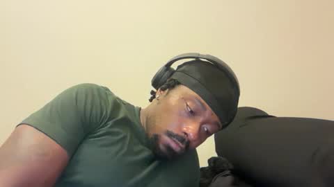 urbandick5 online show from November 2025 02:01:02 AM