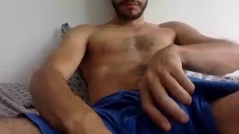 Snapshot of urbestbigdick chatting on October 2025 09:01:01 PM urbestbigdick online show from October 2025 09:01:01 PM