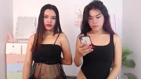 Snapshot of ure_asiancockgirl07 chatting on September 2025 01:22:02 PM Bretesh online show from September 2025 01:22:02 PM