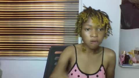 urflirtydoll online show from October 2025 09:40:02 AM