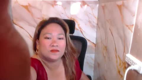 Snapshot of urhotmomcathlea chatting on March 2026 03:03:02 PM urhotmomcathlea online show from March 2026 03:03:02 PM