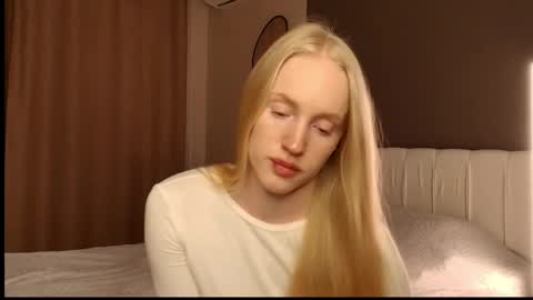 Snapshot of uriyani chatting on May 2026 05:31:02 PM ElizabethLizy online show from May 2026 05:31:02 PM