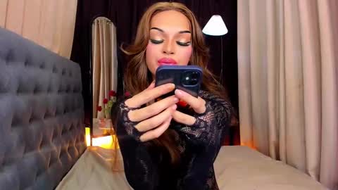 Snapshot of urladyprincessmassivecock chatting on January 2025 03:20:01 PM jhaii online show from January 2025 03:20:01 PM