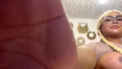 Snapshot of urladyprincessmassivecock chatting on October 2025 12:22:01 AM jhaii online show from October 2025 12:22:01 AM