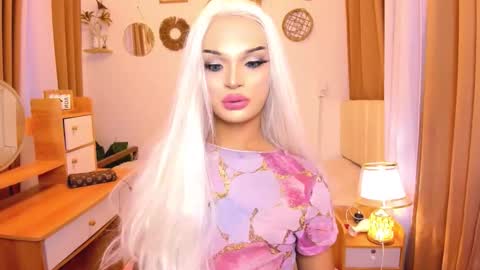 Snapshot of urladyprincessmassivecock chatting on November 2025 06:41:02 AM jhaii online show from November 2025 06:41:02 AM