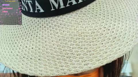 Snapshot of urlovex chatting on February 2026 08:46:02 PM Love online show from February 2026 08:46:02 PM