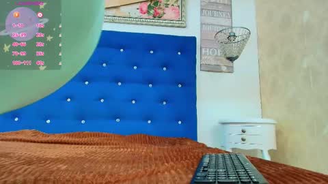 Snapshot of urlovex chatting on February 2026 05:42:01 PM Love online show from February 2026 05:42:01 PM