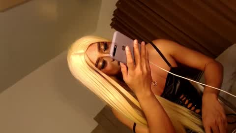Snapshot of urnauthy_ciliaxxx chatting on January 2025 05:54:02 AM cecilia online show from January 2025 05:54:02 AM