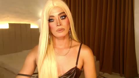 Snapshot of urnauthy_ciliaxxx chatting on February 2025 11:53:01 AM cecilia online show from February 2025 11:53:01 AM
