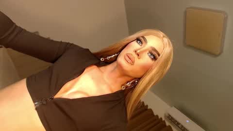 Snapshot of urnauthy_ciliaxxx chatting on February 2025 11:25:02 AM cecilia online show from February 2025 11:25:02 AM