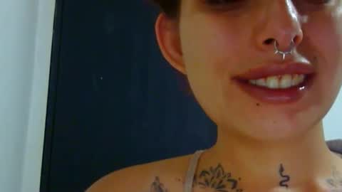 Aniie online show from September 2025 11:21:02 AM