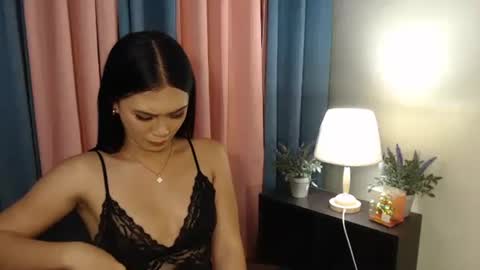 JUST CALL ME GWENNY online show from September 2025 02:27:02 AM