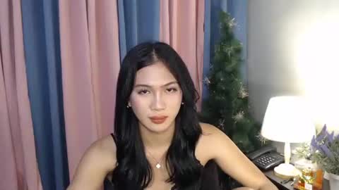 JUST CALL ME GWENNY online show from October 2025 06:11:01 AM