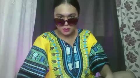 YOURGIRLCAMILLA online show from November 2025 08:12:01 AM