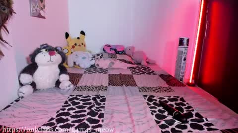    online show from January 2025 02:32:01 AM