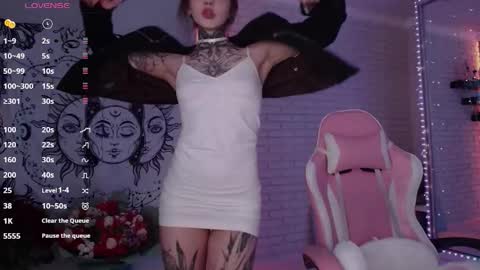 Snapshot of uwu_eva chatting on February 2025 11:17:01 AM Eva online show from February 2025 11:17:01 AM