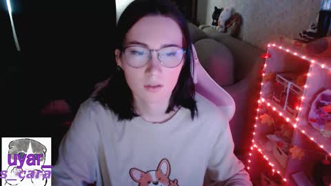 Cara online show from November 2025 10:58:01 AM