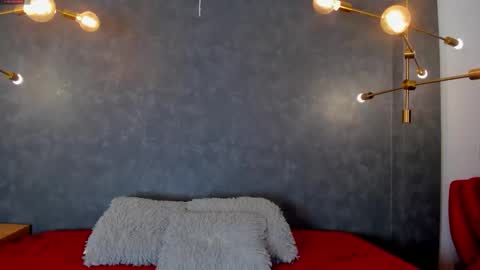 Snapshot of vaelina_angels chatting on March 2026 07:47:02 AM VAELINA ANGELS online show from March 2026 07:47:02 AM