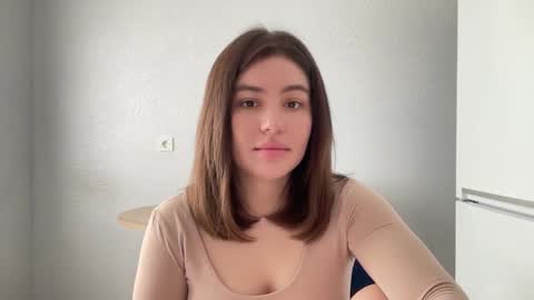 Snapshot of vaiee chatting on September 2025 06:23:02 AM Valery online show from September 2025 06:23:02 AM