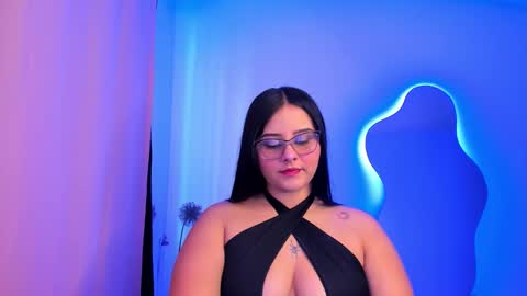 Snapshot of val_ferrer chatting on October 2025 08:29:02 PM Valeria online show from October 2025 08:29:02 PM