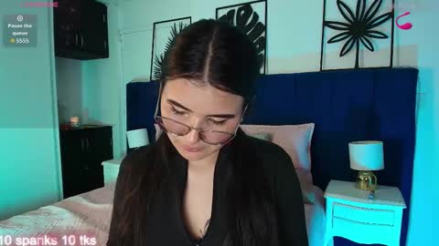 Snapshot of valeery_gomez chatting on September 2025 07:58:02 PM Tifanny online show from September 2025 07:58:02 PM