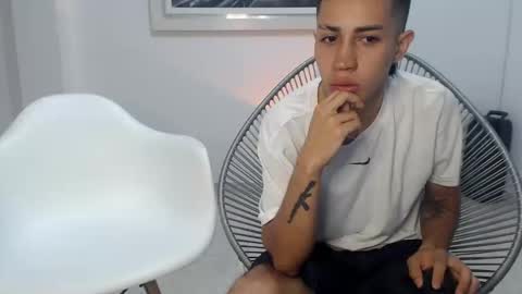 valen paul online show from November 2025 05:23:02 AM