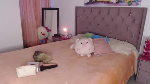 Valentina online show from October 2025 10:34:02 AM