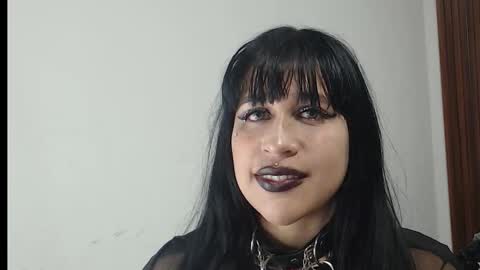 Snapshot of valen_ross7 chatting on February 2026 10:54:01 PM valen_ross7 online show from February 2026 10:54:01 PM