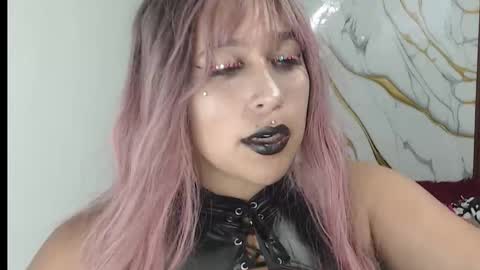 Snapshot of valen_ross7 chatting on March 2026 06:59:02 PM valen_ross7 online show from March 2026 06:59:02 PM