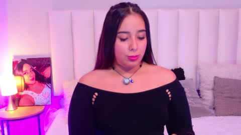 Snapshot of valen_scott_ chatting on June 2026 12:08:01 PM Valen Scott online show from June 2026 12:08:01 PM