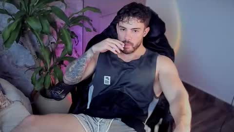 valenthinoking online show from September 2025 11:27:02 PM