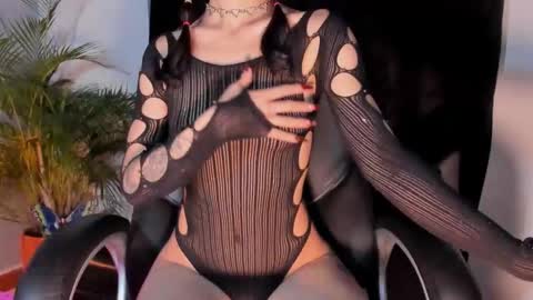 Snapshot of valentina__doll chatting on September 2025 07:52:02 AM Valentina Dolls online show from September 2025 07:52:02 AM