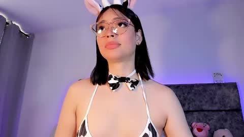 Valentina online show from February 2025 12:20:01 PM