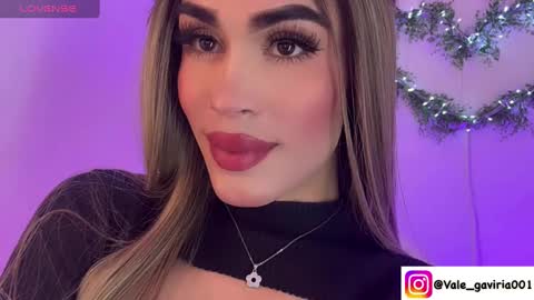 Snapshot of valentina_gaviria_ chatting on February 2025 05:18:01 AM VALENTINA GAVIRIA online show from February 2025 05:18:01 AM