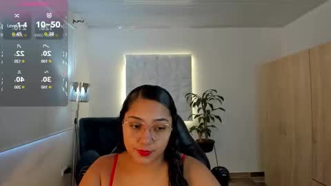 Valentina online show from October 2025 02:24:02 PM