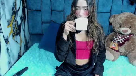 Snapshot of valentinaklean1 chatting on May 2026 01:36:01 AM valentinaklean1 online show from May 2026 01:36:01 AM