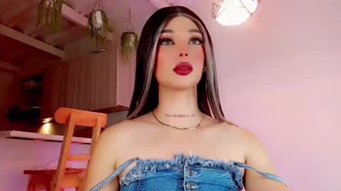 Marian online show from February 2025 11:12:01 AM