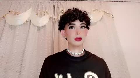 Marian online show from December 2025 05:35:02 AM