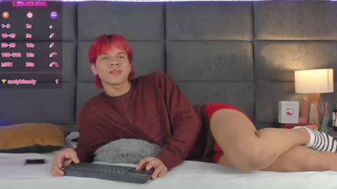 valentino moon online show from December 2024 02:36:02 AM