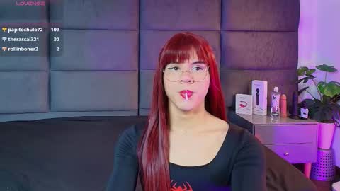 valentino moon online show from December 2025 02:51:02 AM