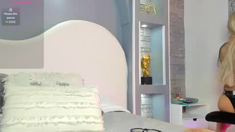 valentino_moretti online show from February 2026 12:10:02 PM