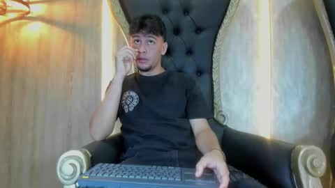 Snapshot of valentino_russo chatting on March 2026 08:26:02 PM VALENTINO online show from March 2026 08:26:02 PM