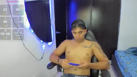 valentino santos online show from December 2025 07:10:01 PM