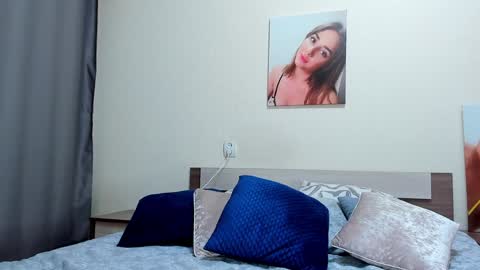 Kate online show from December 2024 07:42:01 AM