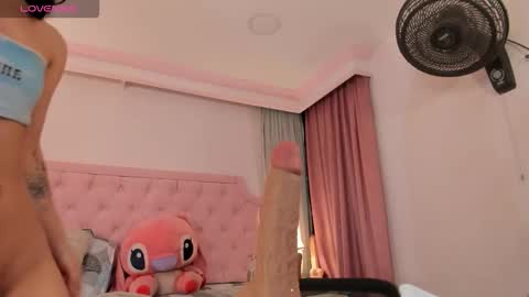 Vale Toro  online show from November 2025 11:32:02 AM