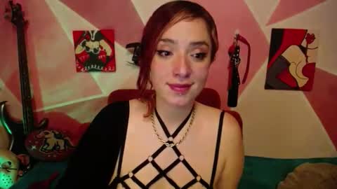 Snapshot of valeri_cove chatting on May 2026 10:08:02 PM Valeri Cove online show from May 2026 10:08:02 PM